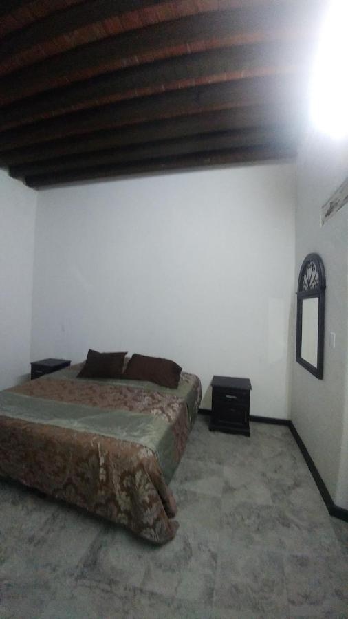 Отель Casa Shalom Oaxaca Экстерьер фото